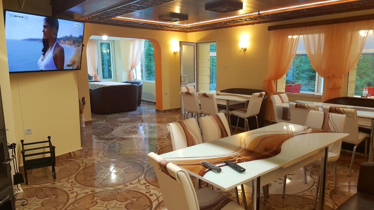 Hotel&Restaurant Kotel Exterior foto
